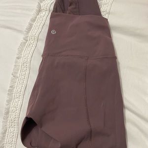 Mauve/light purple Lululemon Leggings